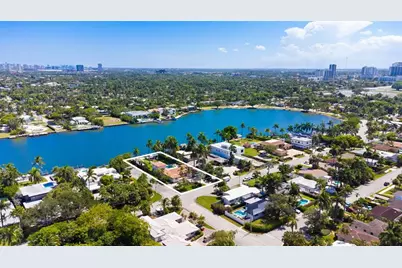 1100 N Northlake Dr, Hollywood, FL 33019 - Photo 41