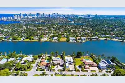 1100 N Northlake Dr, Hollywood, FL 33019 - Photo 37