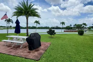 2300 Park Ln, Hollywood, FL 33021 - Photo 29