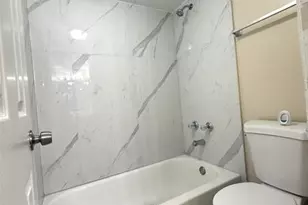 2451 NW 56th Ave, Fort Lauderdale, FL 33313 - Photo 21