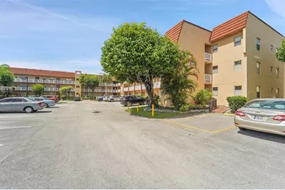 9261  Sunrise Lakes Blvd, Unit #309, Sunrise, FL 33322 - Photo 29