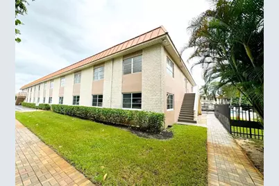 124 NE 19th Ct, Unit #201B, Wilton Manors, FL 33305 - Photo 13