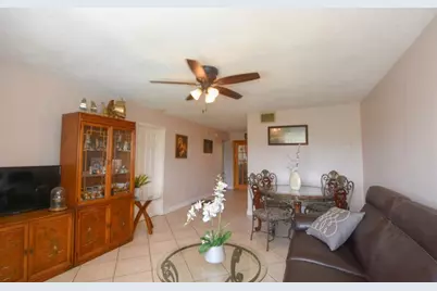 2175 NE 56th St, Unit #208, Fort Lauderdale, FL 33308 - Photo 7