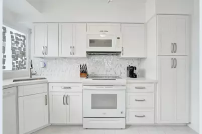 1900 S Ocean Dr, Unit #301, Fort Lauderdale, FL 33316 - Photo 15