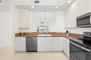 14 Harbour Isle Dr Unit, Fort Pierce, FL 34949 - Photo 7