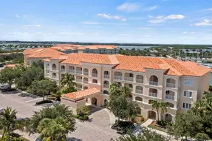 14 Harbour Isle Dr Unit, Fort Pierce, FL 34949 - Photo 33