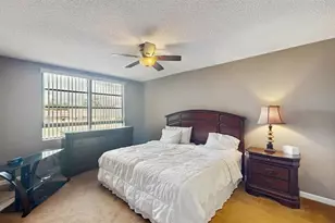 10352 E Clairmont Cir, Fort Lauderdale, FL 33321 - Photo 19