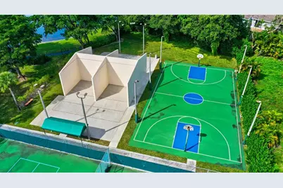 4049 N Carambola Cir, Unit #4049, Pompano Beach, FL 33066 - Photo 27