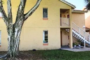 1055 Coral Club Dr, Coral Springs, FL 33071 - Photo 13