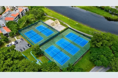 2334 S Cypress Bend Dr, Unit #511, Pompano Beach, FL 33069 - Photo 31