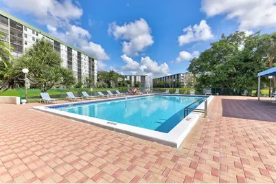 2334 S Cypress Bend Dr, Unit #511, Pompano Beach, FL 33069 - Photo 59