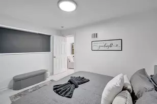 2001 Washington St, Hollywood, FL 33020 - Photo 21