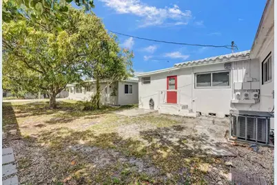 2001  Washington St, Hollywood, FL 33020 - Photo 35