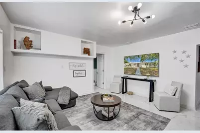 2001  Washington St, Hollywood, FL 33020 - Photo 3