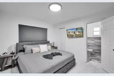 2001  Washington St, Hollywood, FL 33020 - Photo 19