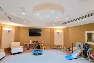 19355 Turnberry Way, Miami, FL 33180 - Photo 23