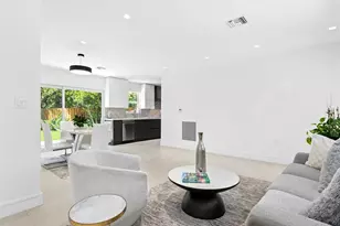 332 NE 29th St, Wilton Manors, FL 33334 - Photo 7