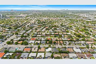 1681 NE 56th St, Fort Lauderdale, FL 33334 - Photo 33