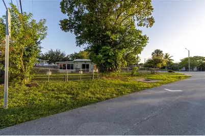 4720 N Andrews Ave, Fort Lauderdale, FL 33309 - Photo 19