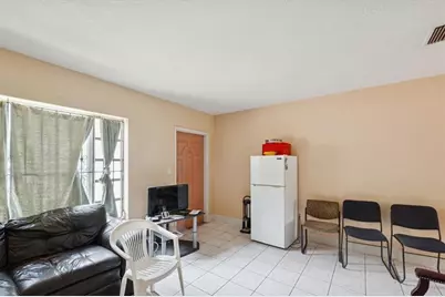 13370 NE 5th Ave, North Miami, FL 33161 - Photo 5