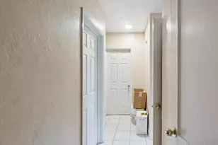 13370 NE 5th Ave, North Miami, FL 33161 - Photo 9