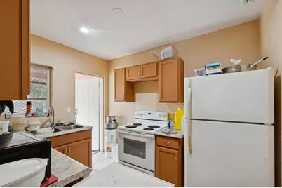 13370 NE 5th Ave, North Miami, FL 33161 - Photo 7