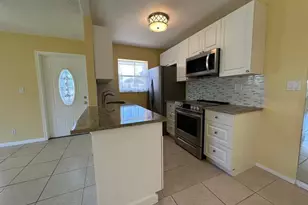 665 High Point Dr, Delray Beach, FL 33445 - Photo 5