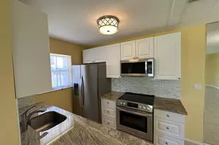 665 High Point Dr, Delray Beach, FL 33445 - Photo 7