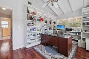 1709 NE 28th Dr, Wilton Manors, FL 33334 - Photo 21