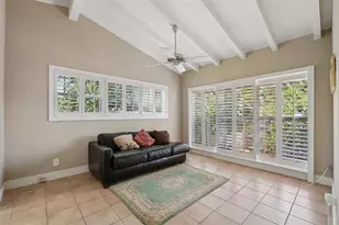 1709 NE 28th Dr, Wilton Manors, FL 33334 - Photo 15