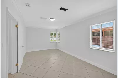 316 NW 24th St, Wilton Manors, FL 33311 - Photo 35