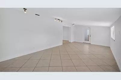 316 NW 24th St, Wilton Manors, FL 33311 - Photo 29