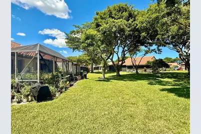 10952  Roebelini Palm Ct, Unit #B, Boynton Beach, FL 33437 - Photo 23