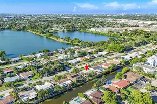 1736 NW 38th St, Oakland Park, FL 33309 - Photo 85