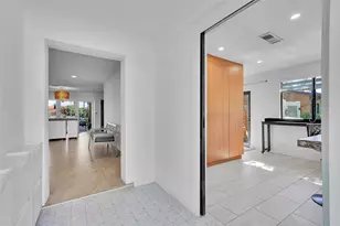 1736 NW 38th St, Oakland Park, FL 33309 - Photo 17