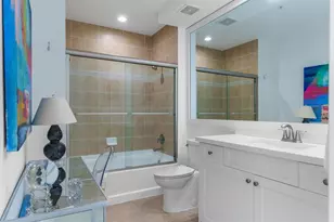 347 N New River Dr E, Fort Lauderdale, FL 33301 - Photo 19