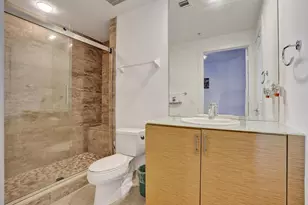 315 NE 3rd Ave, Fort Lauderdale, FL 33301 - Photo 17