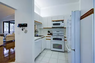 5406 Venetia Ct, Boynton Beach, FL 33437 - Photo 9