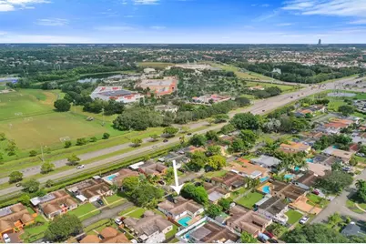 9348 NW 24th Pl, Pembroke Pines, FL 33024 - Photo 17