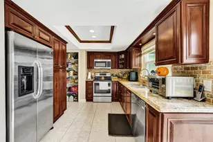 9348 NW 24th Pl, Pembroke Pines, FL 33024 - Photo 35