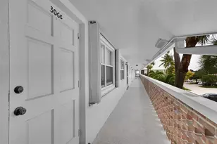 2050 NE 39th St, Lighthouse Point, FL 33064 - Photo 21