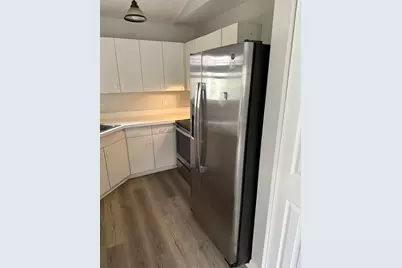 2825  Stoneway Ln, Fort Pierce, FL 34982 - Photo 9