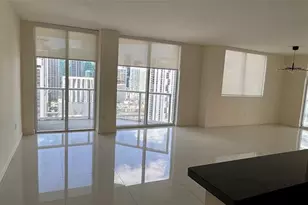 253 NE 2nd St, Miami, FL 33132 - Photo 9