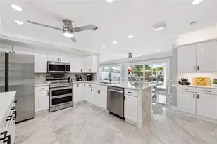 2228 SE 10th St, Pompano Beach, FL 33062 - Photo 7