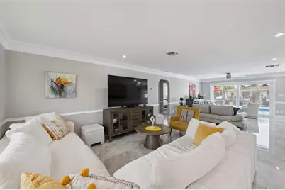 2228 SE 10th St, Pompano Beach, FL 33062 - Photo 19