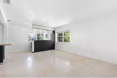 1498 NE 39th St, Oakland Park, FL 33334 - Photo 5