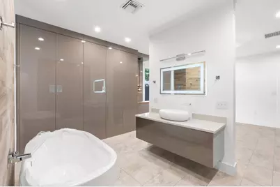 1498 NE 39th St, Oakland Park, FL 33334 - Photo 15