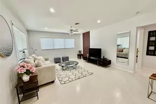 23 NE 19th Ave, Pompano Beach, FL 33060 - Photo 3