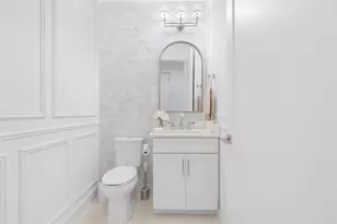 2306 NE 12th Ct, Fort Lauderdale, FL 33304 - Photo 33