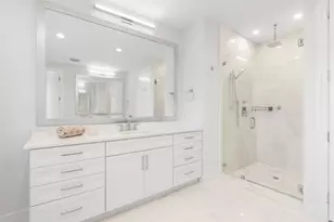 2306 NE 12th Ct, Fort Lauderdale, FL 33304 - Photo 59